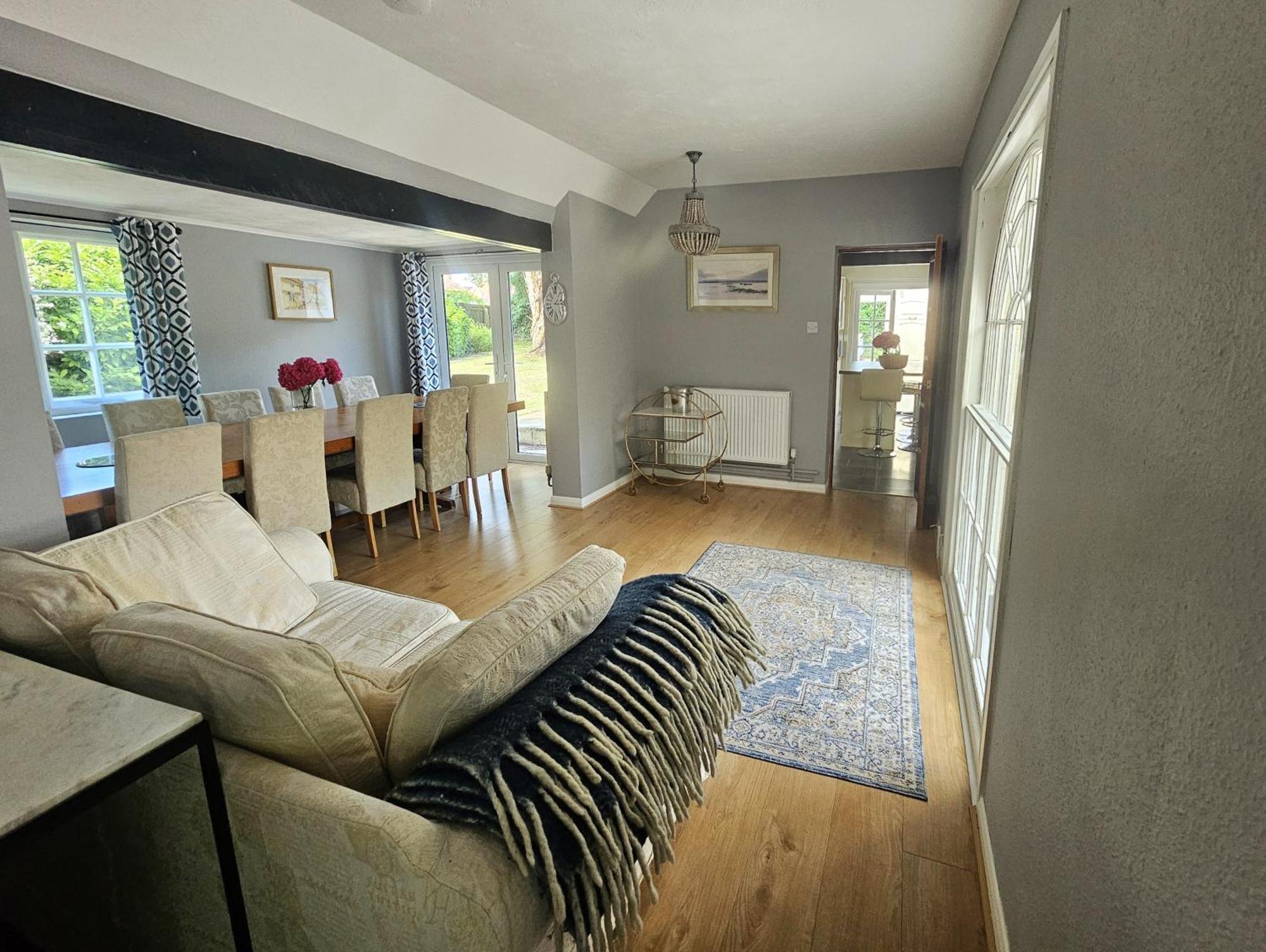 English Farmhouse Cottage Guildford Exterior photo